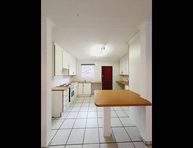 3 BEDROOM CLUSTER RENTED IN HALFWAY GARDENS